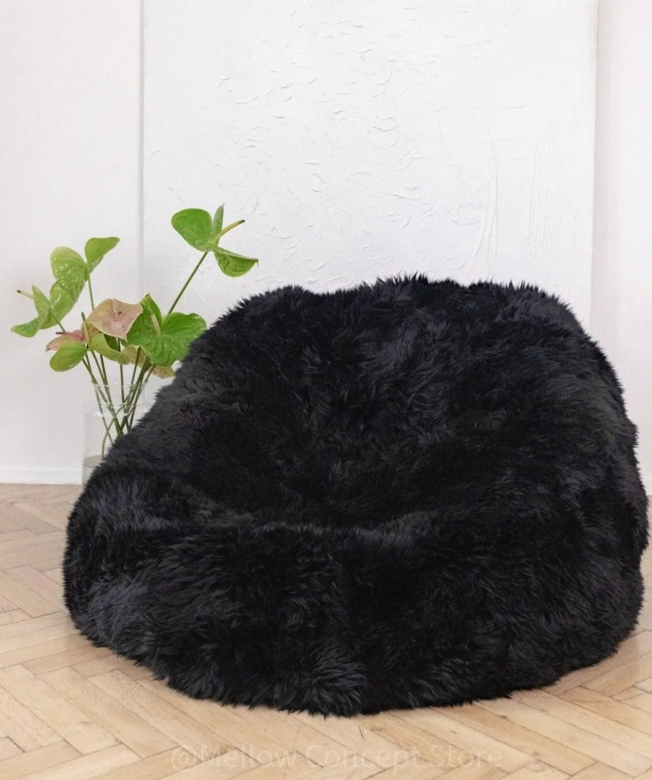 Natural Sheepskin Beanbag - Black - MellowConceptStore