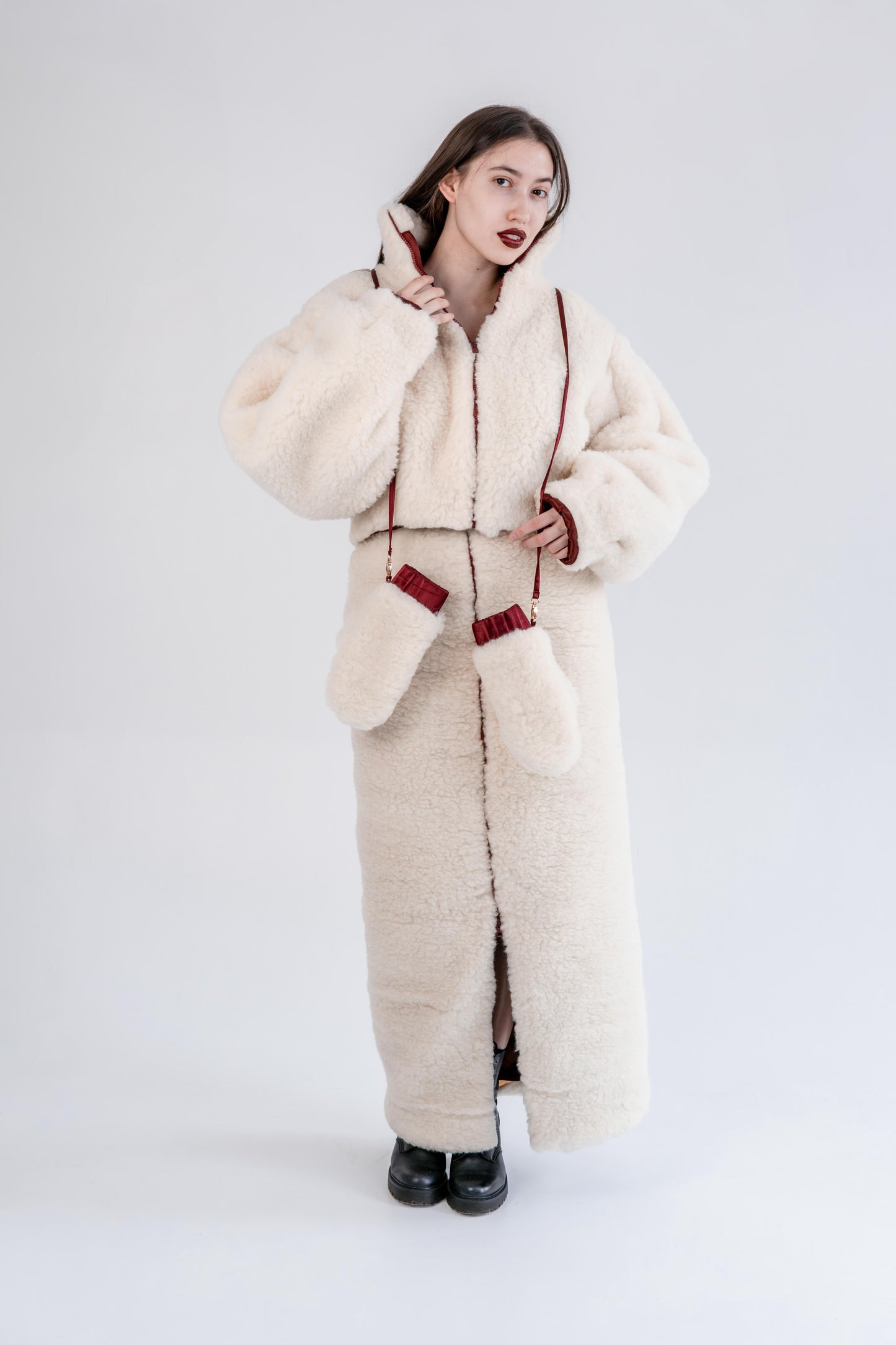 Adult Natural Wool Mittens / Gloves White