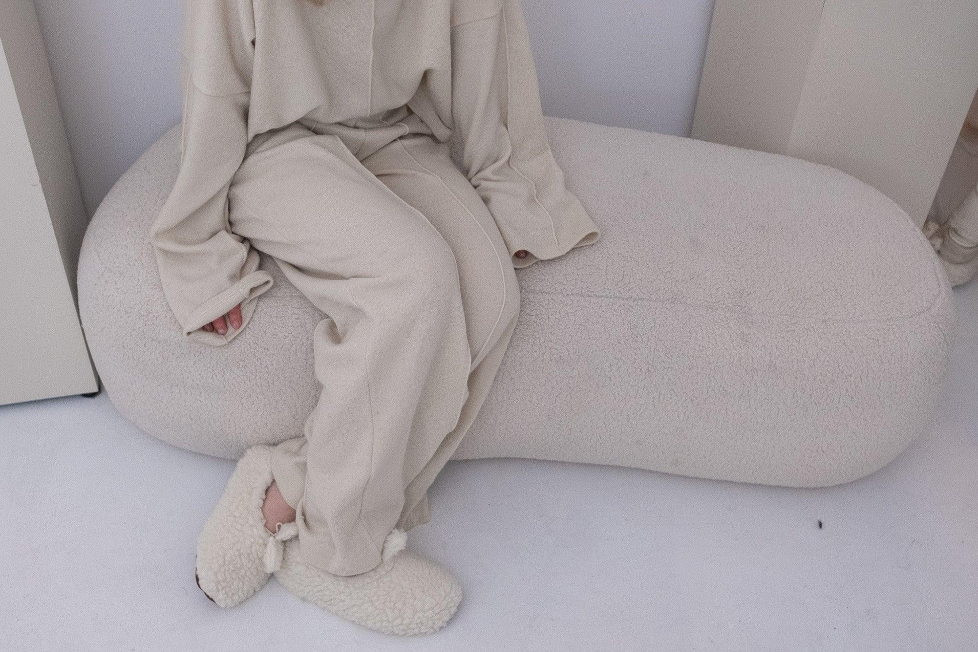 Adult Natural Wool Slippers White