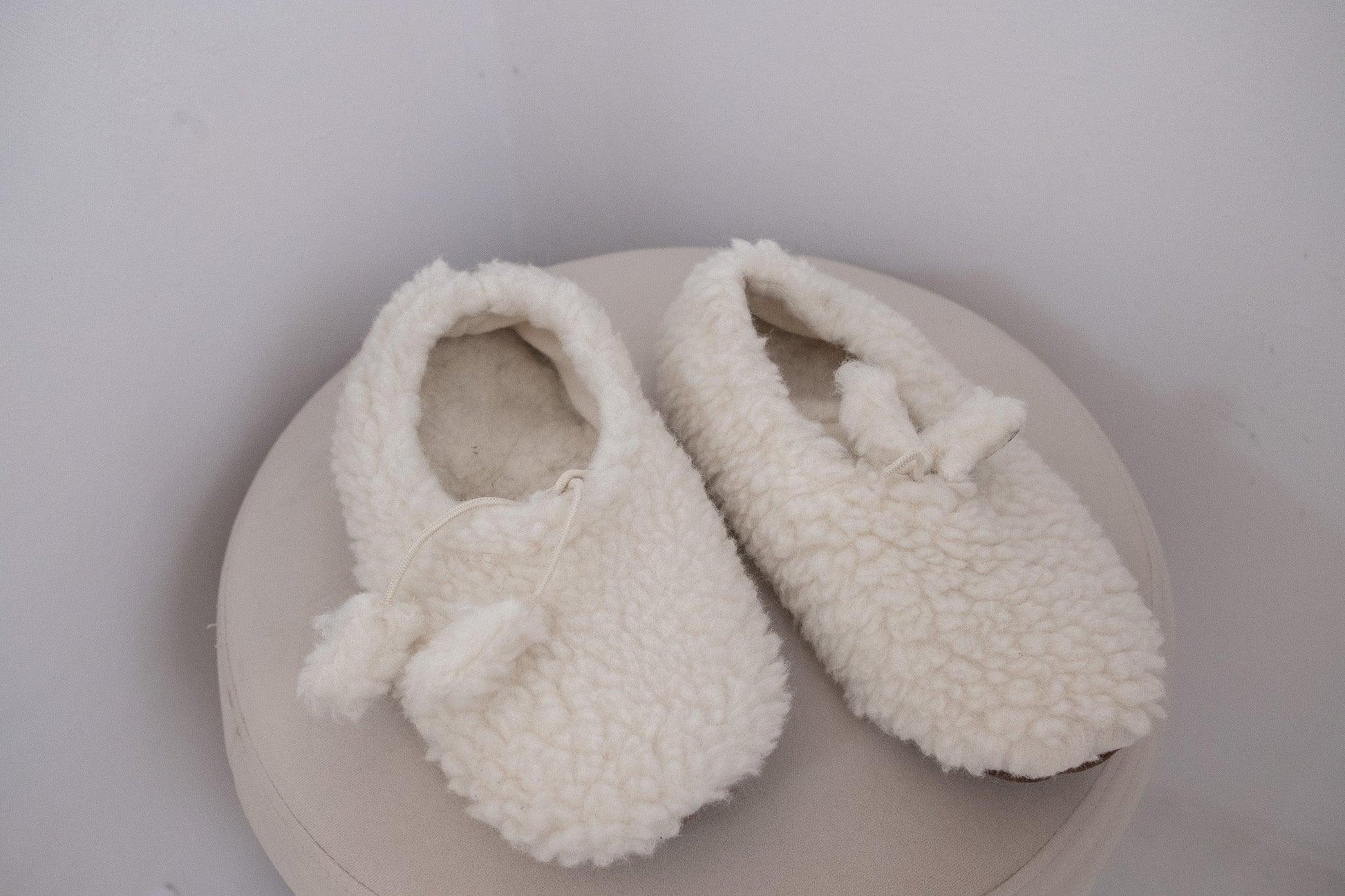 Adult Natural Wool Slippers White