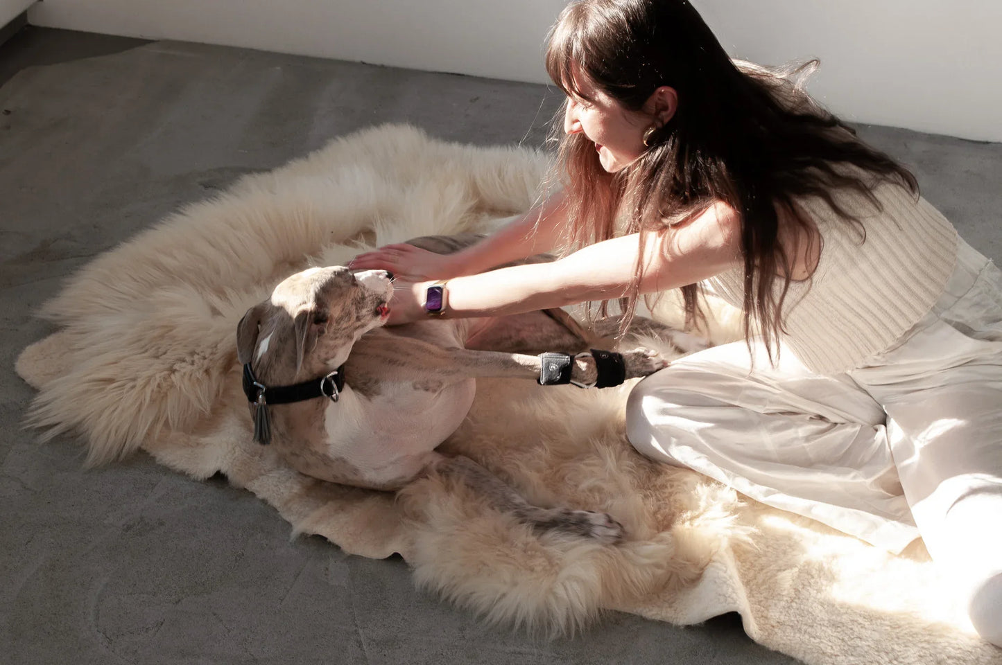 Natural Sheepskin Ivory Carpet - Irregular - MellowConceptStore