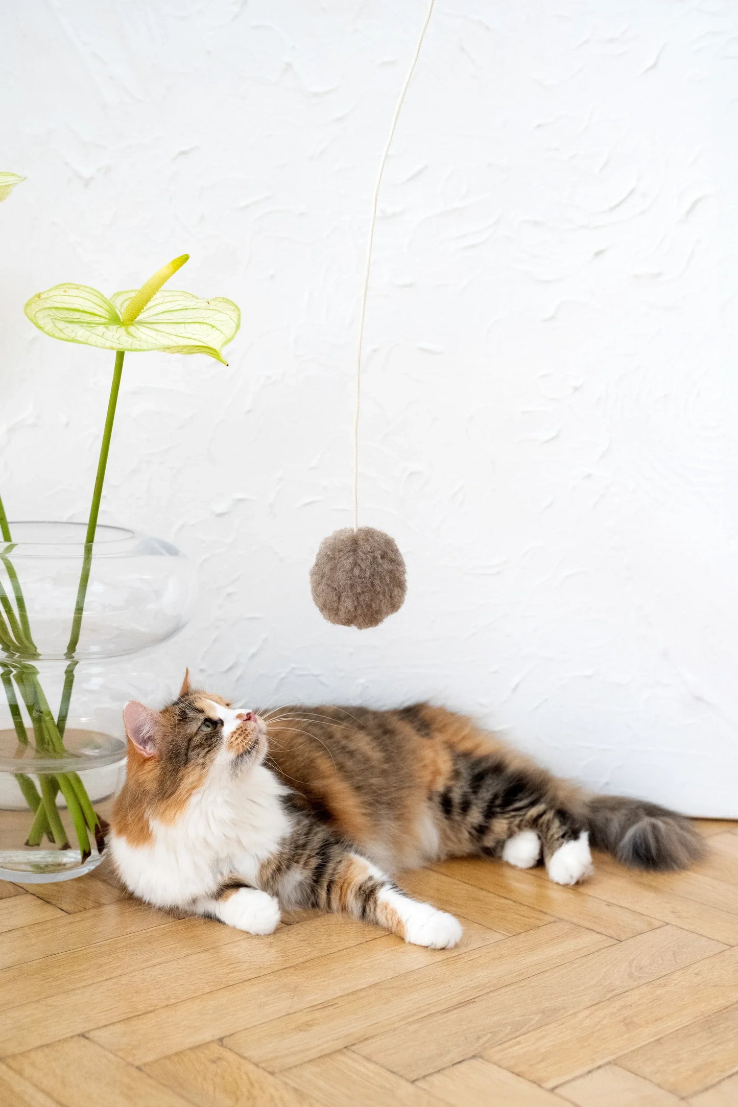 Natural Sheepskin Cat Toy: Ball - MellowConceptStore