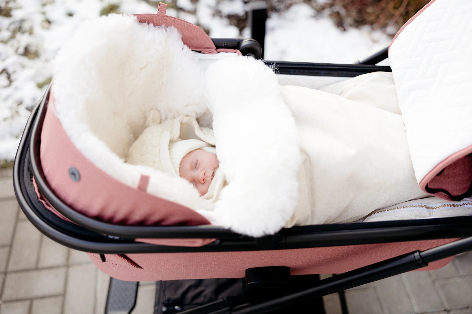 White Natural Sheepskin Stroller Sleeping Bag - MellowConceptStore