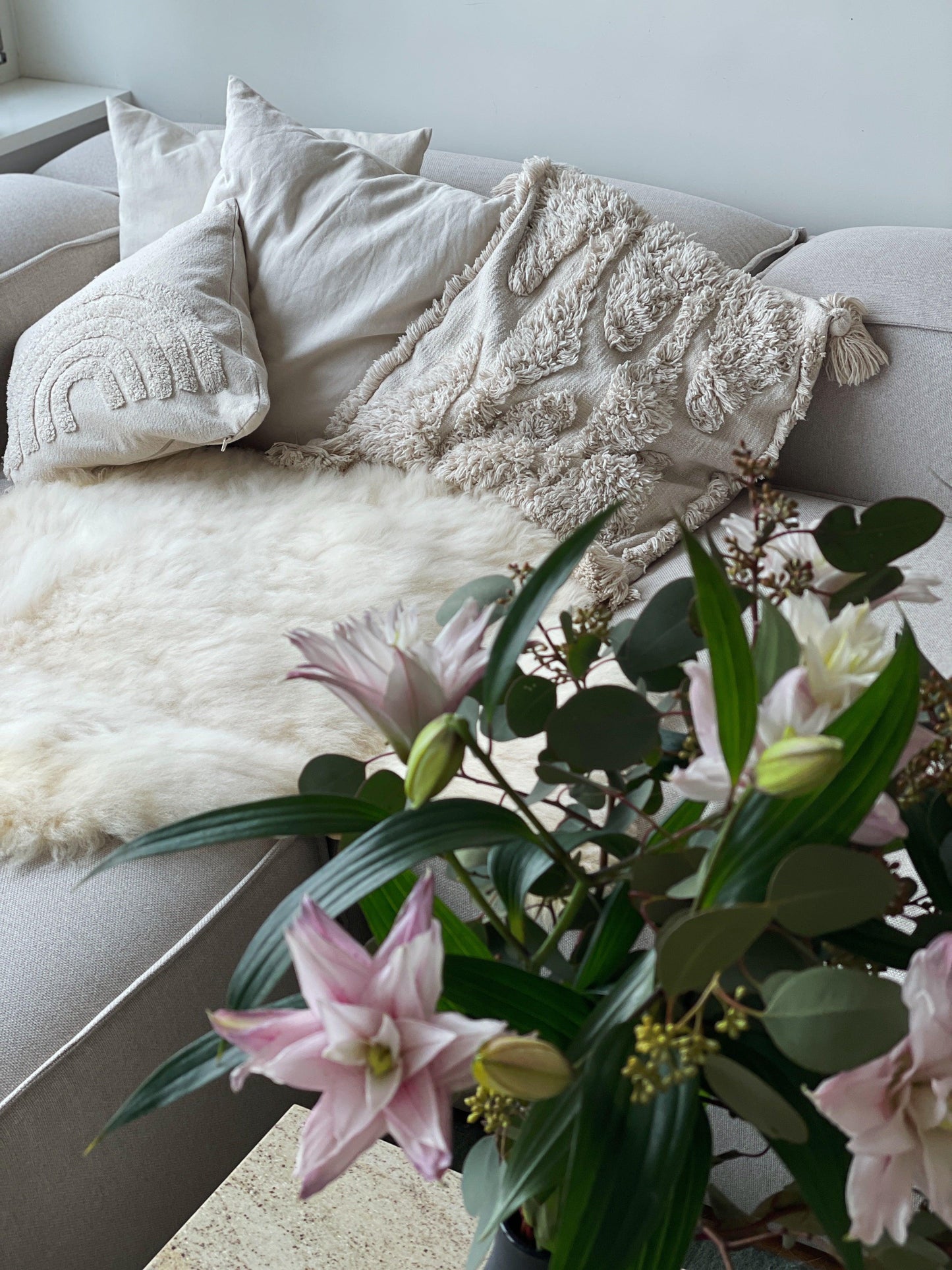 Natural Sheepskin Rug - Ivory - MellowConceptStore