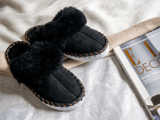 Adult Natural Black Sheepskin Mules  