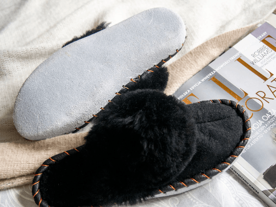 Adult Natural Black Sheepskin Mules  