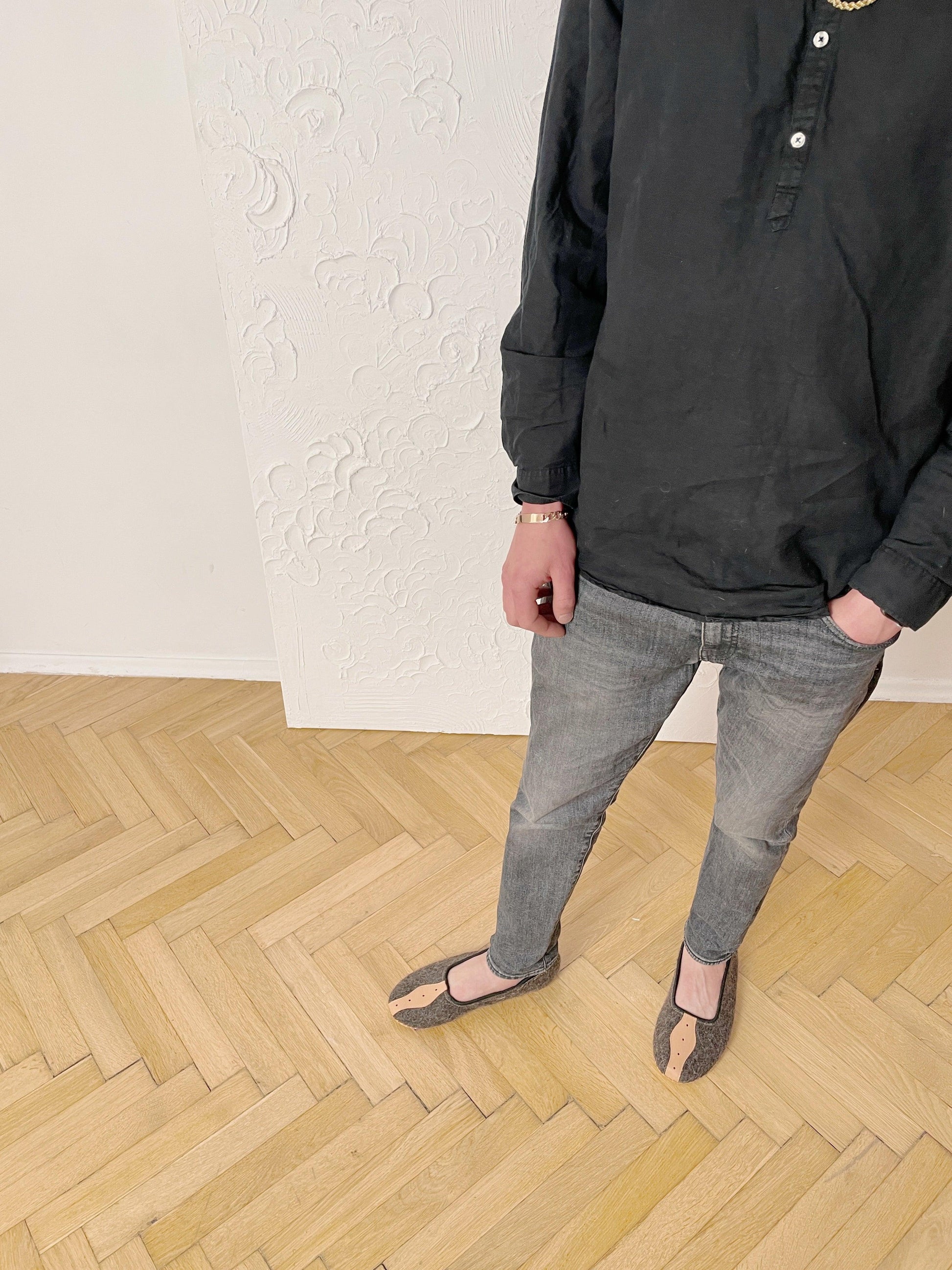 Adult Woolen Slippers (felt)