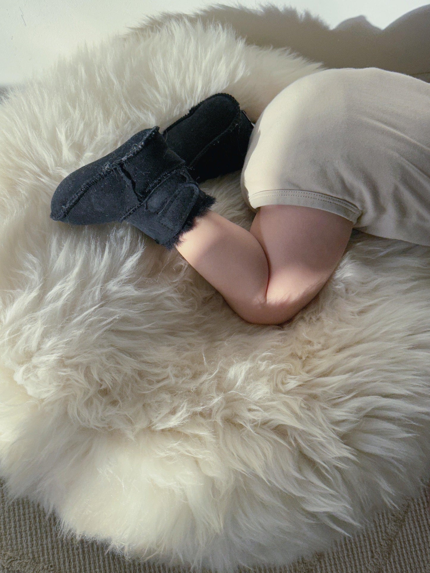 Black Baby Natural Sheepskin Boots - MellowConceptStore